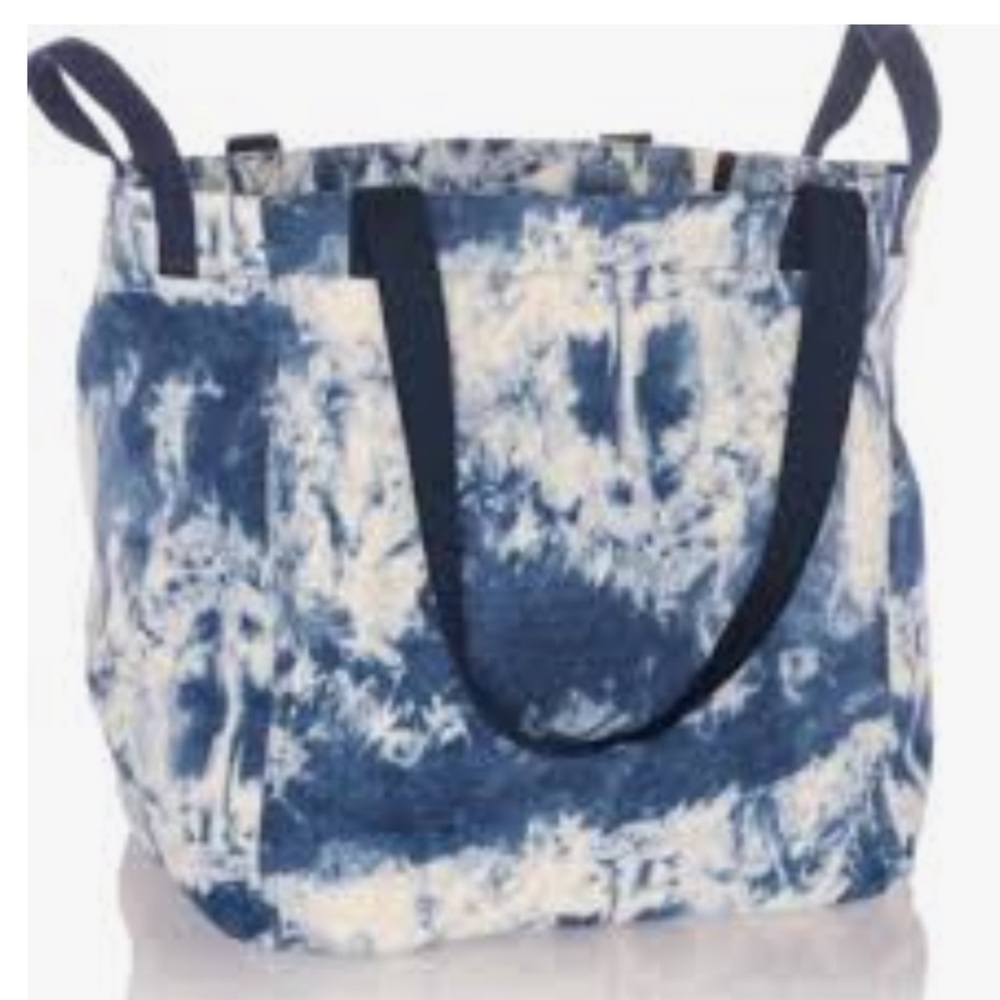 New Horizons Tote-Tie-Dye Sky